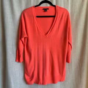 Forever 21 Womens V Neck Sweater Size Large Bright Coral Lightweight Relaxed Y2K